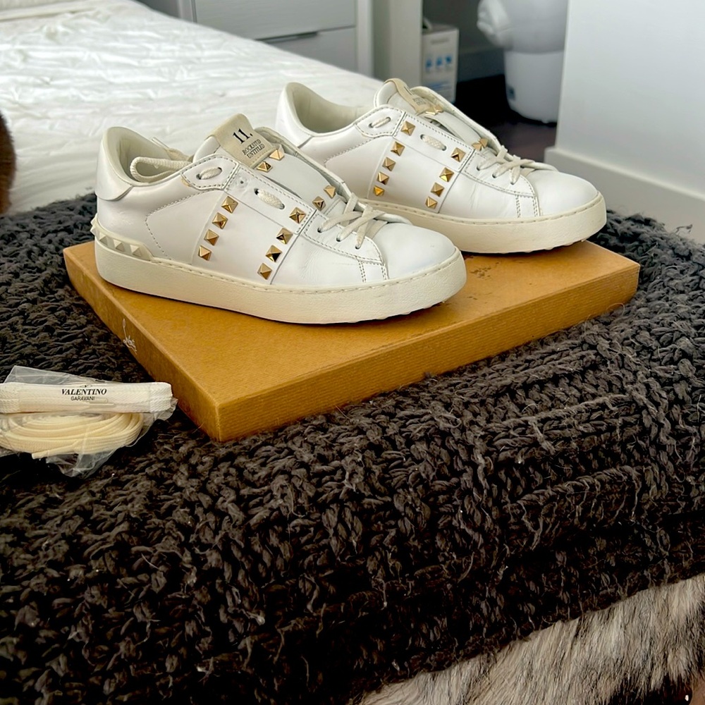 Valentino Garavani Rockstud Untitled sneaker